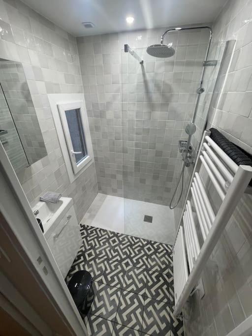Appartement Ancien A Орлеан Экстерьер фото